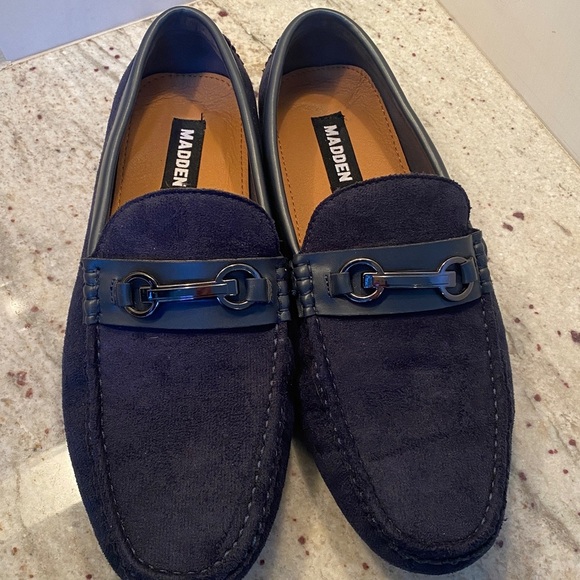 Madden men’s navy blue suede loafers.  Very good condition. Size 10.5 - Picture 4 of 5